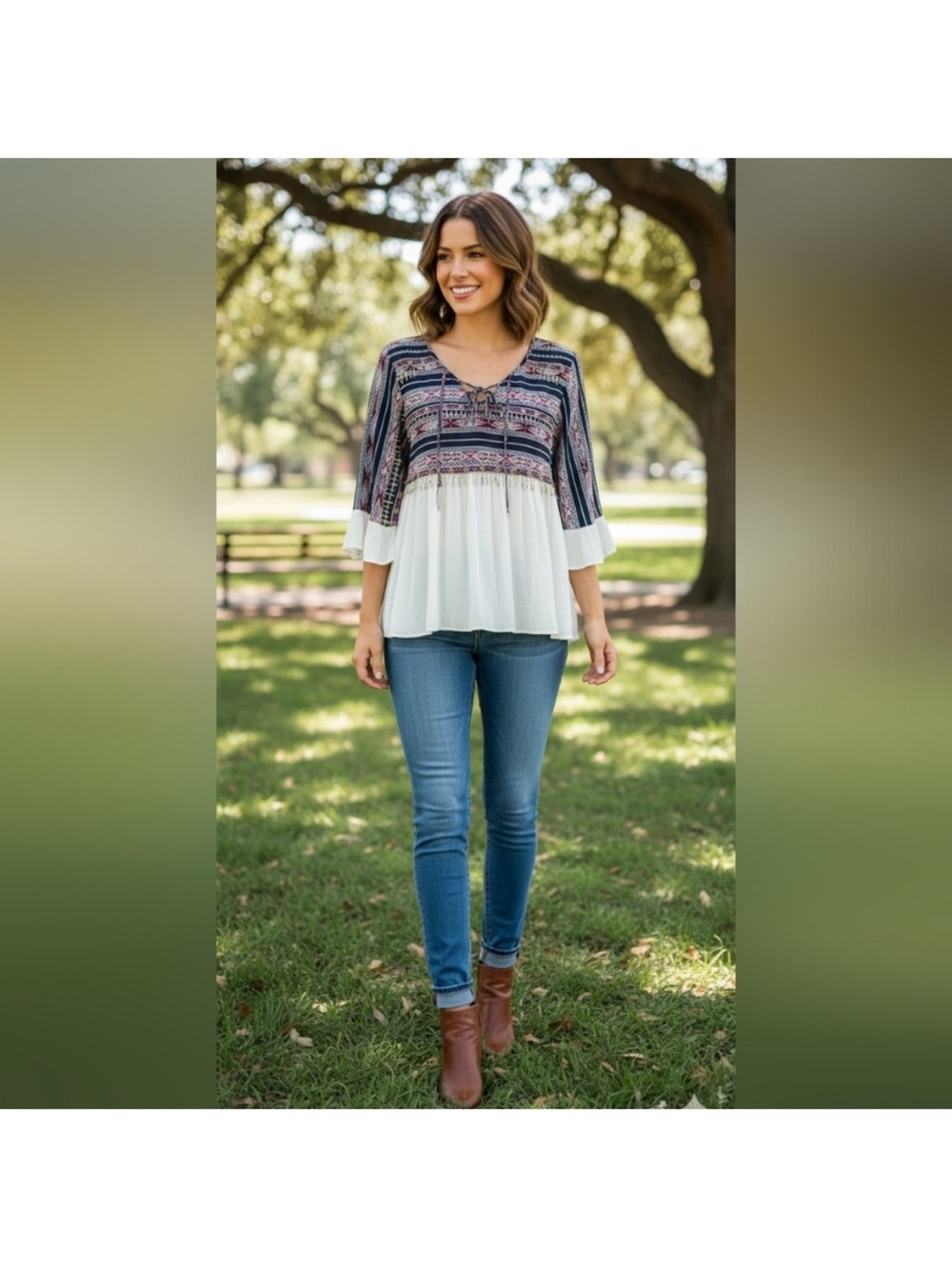 UMGEE Top Women's Small Blue White Multi Color Beaded
3/4 Sleeve Boho Festival